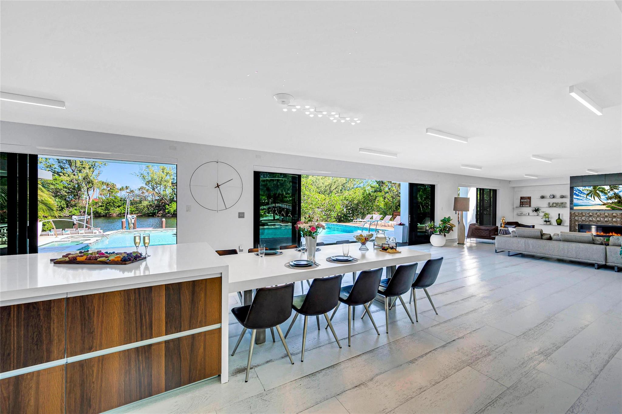 1430 S Ocean Dr Fort Lauderdale, FL 33316