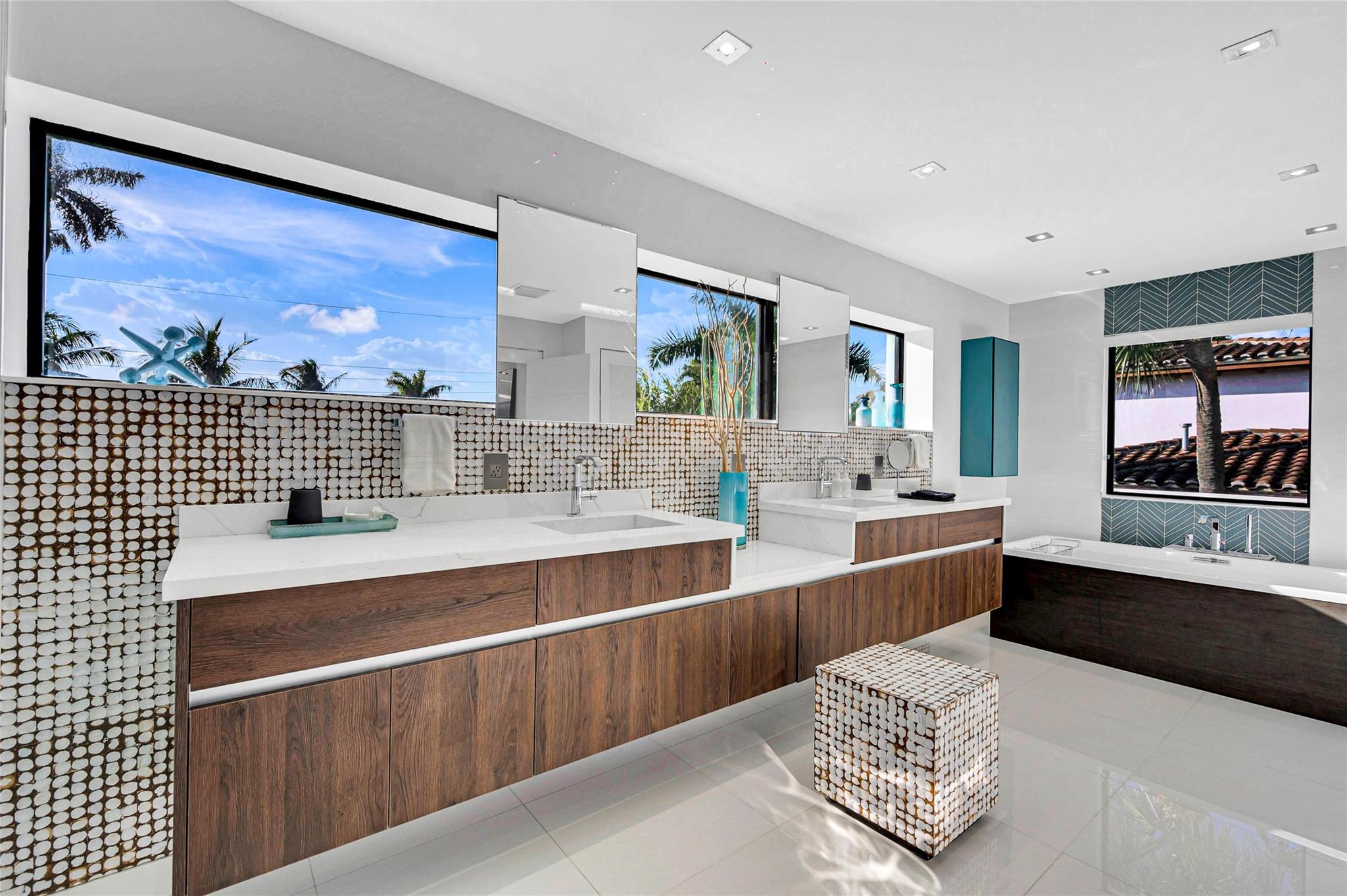 1430 S Ocean Dr Fort Lauderdale, FL 33316