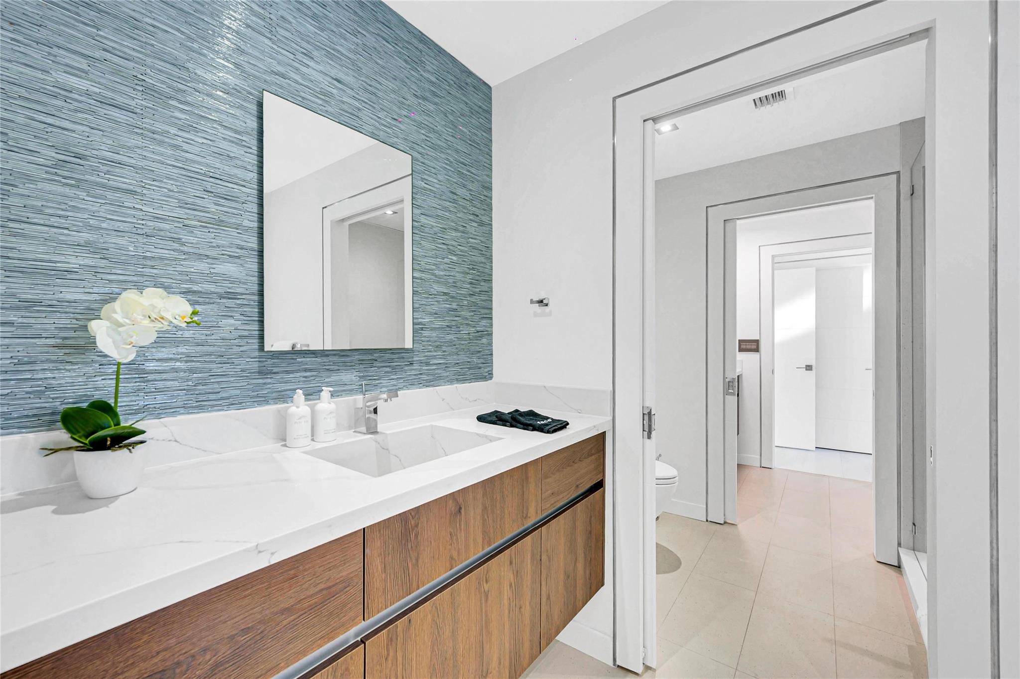 1430 S Ocean Dr Fort Lauderdale, FL 33316