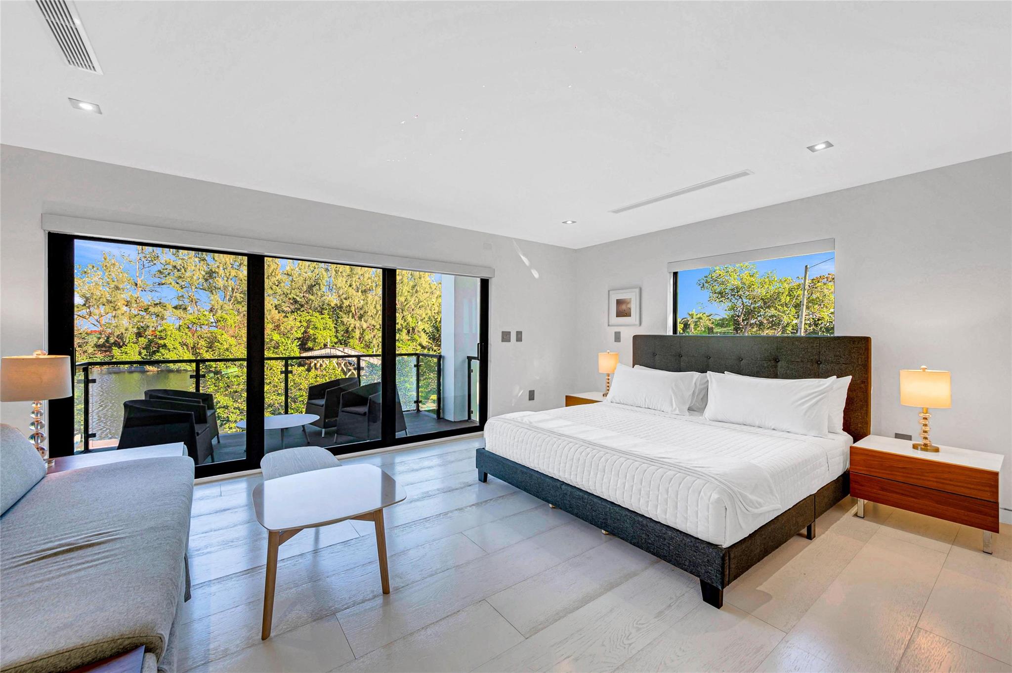 1430 S Ocean Dr Fort Lauderdale, FL 33316