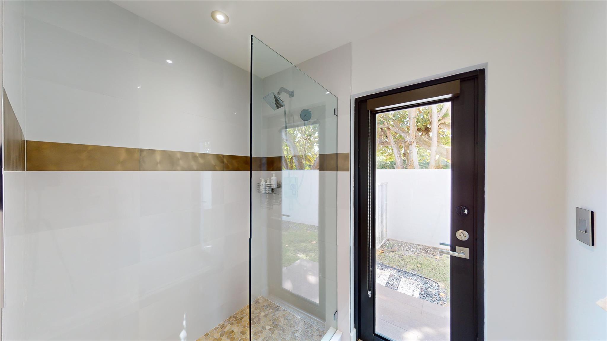 1430 S Ocean Dr Fort Lauderdale, FL 33316