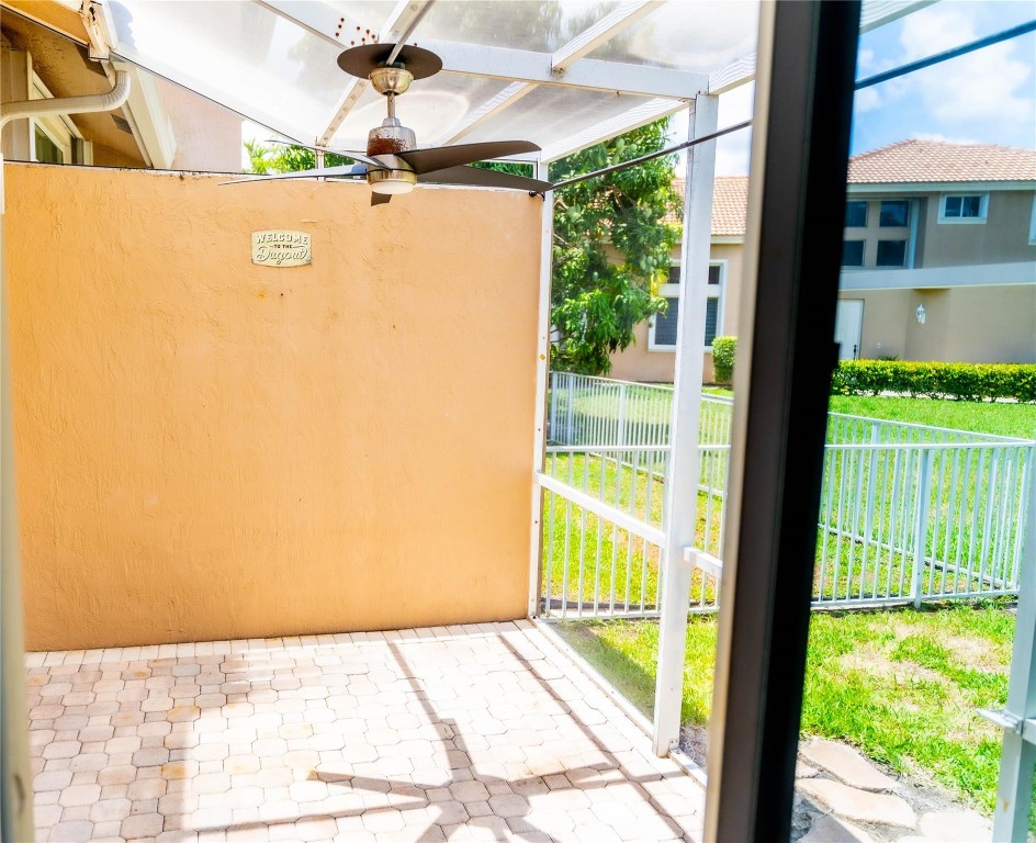 1102 SW 158th Pembroke Pines, FL 33027