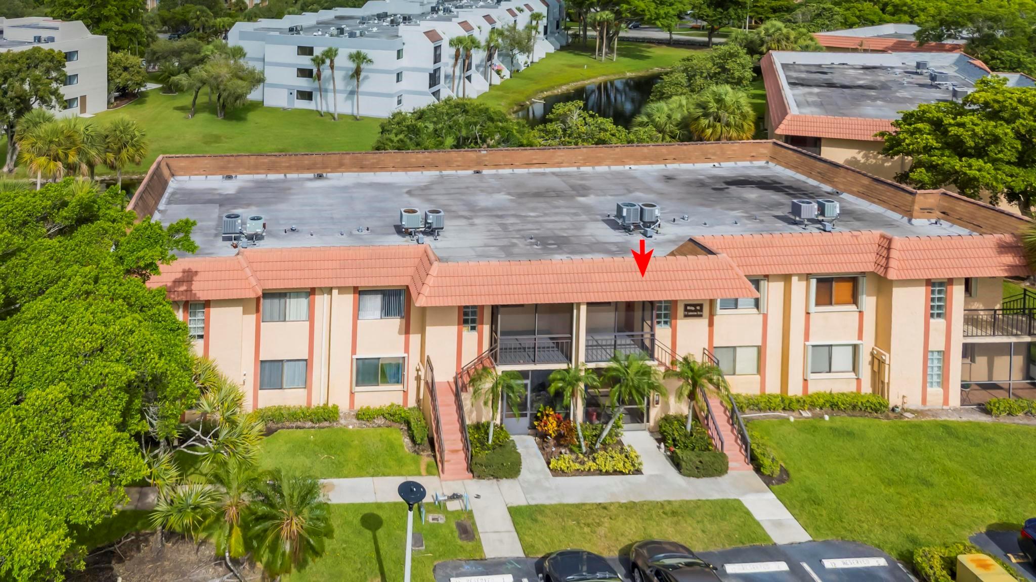 170 Lakeview Dr #203 Weston, FL 33326