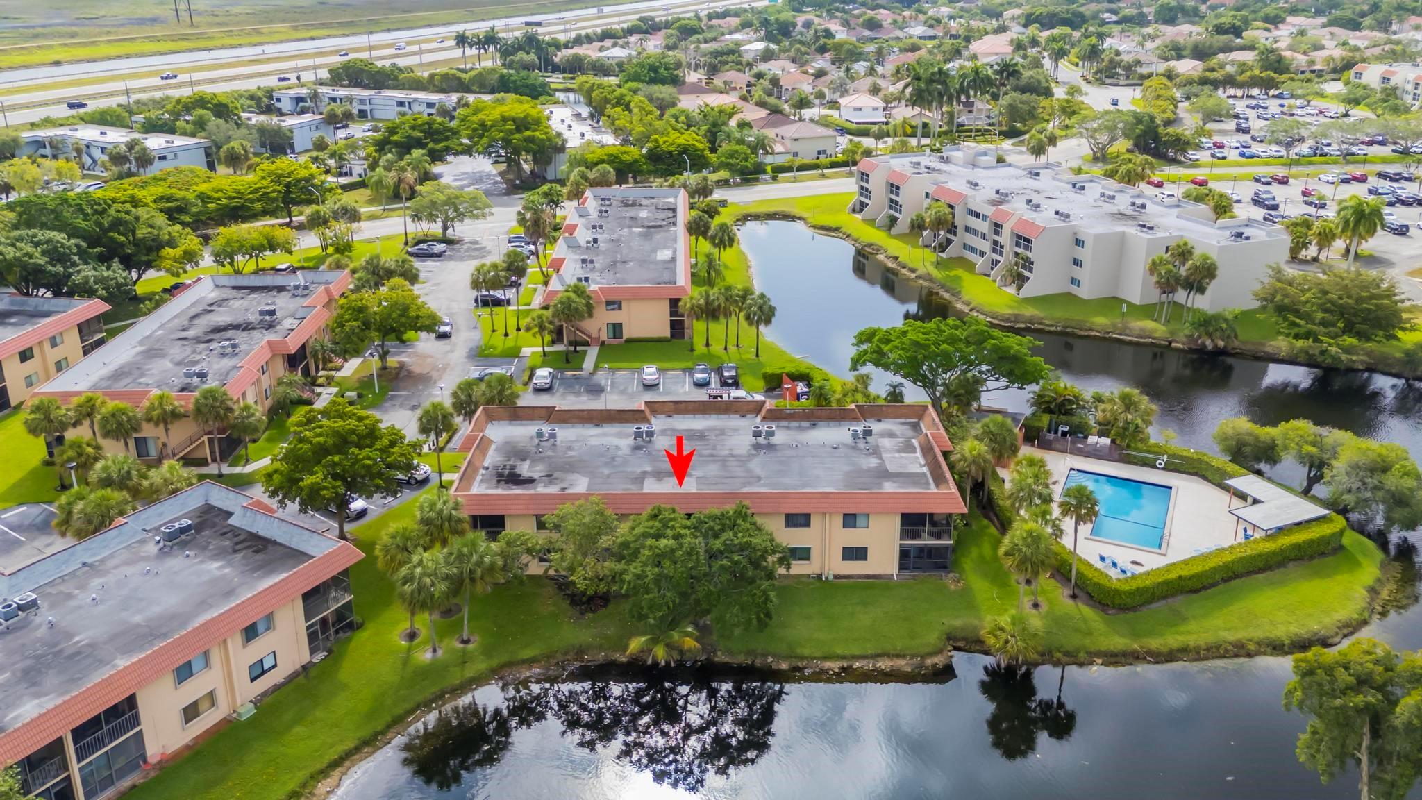 170 Lakeview Dr #203 Weston, FL 33326