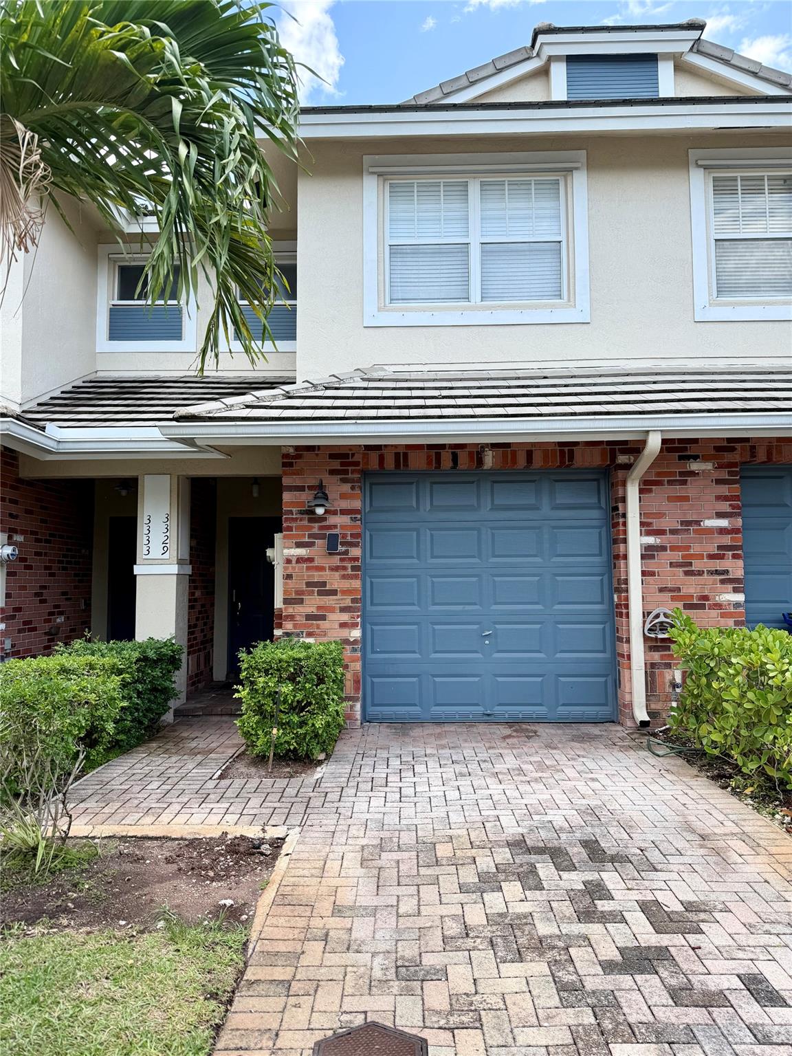 3329 NW 29th Ct