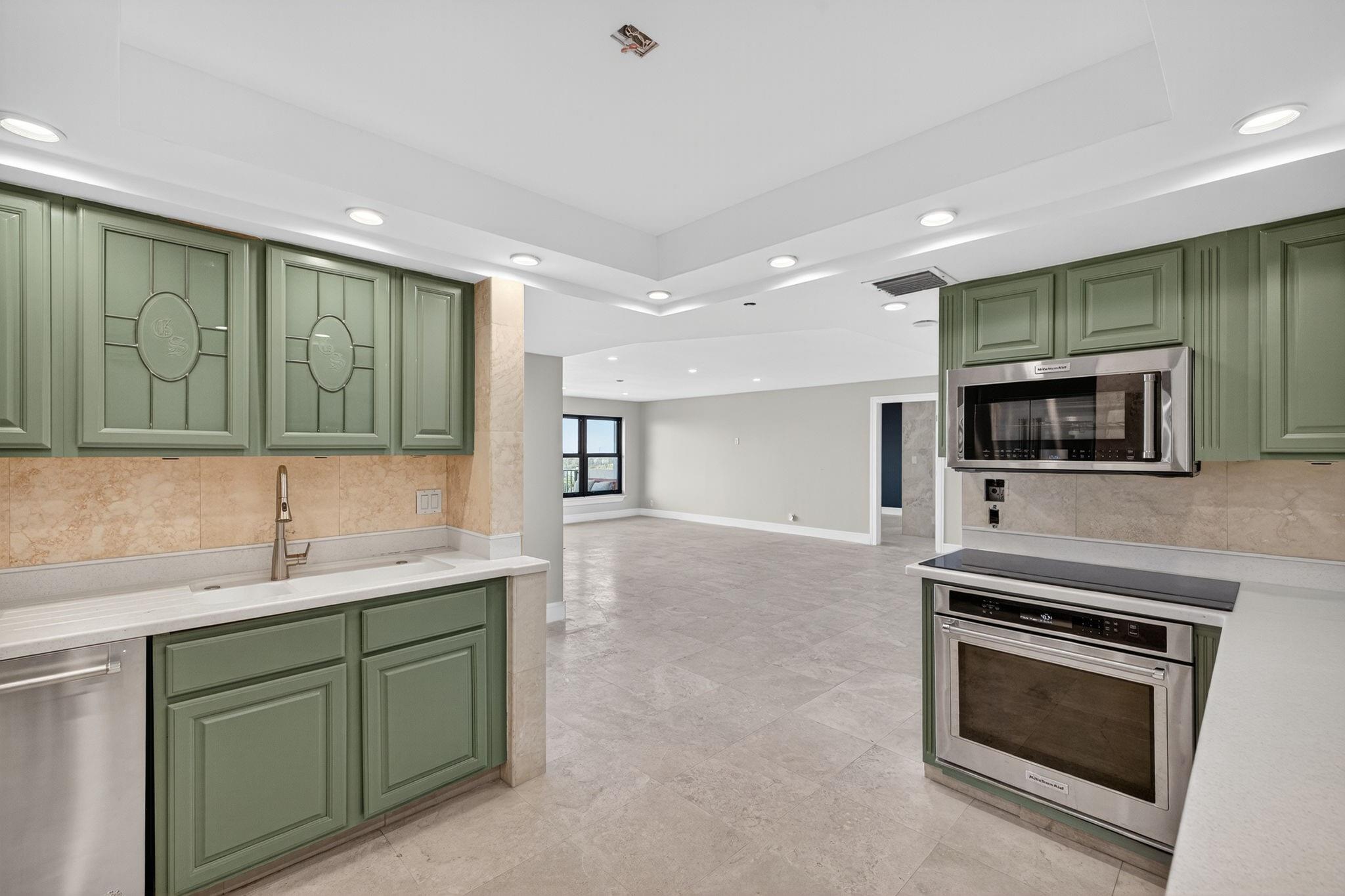 3200 N Port Royale Dr N #1205