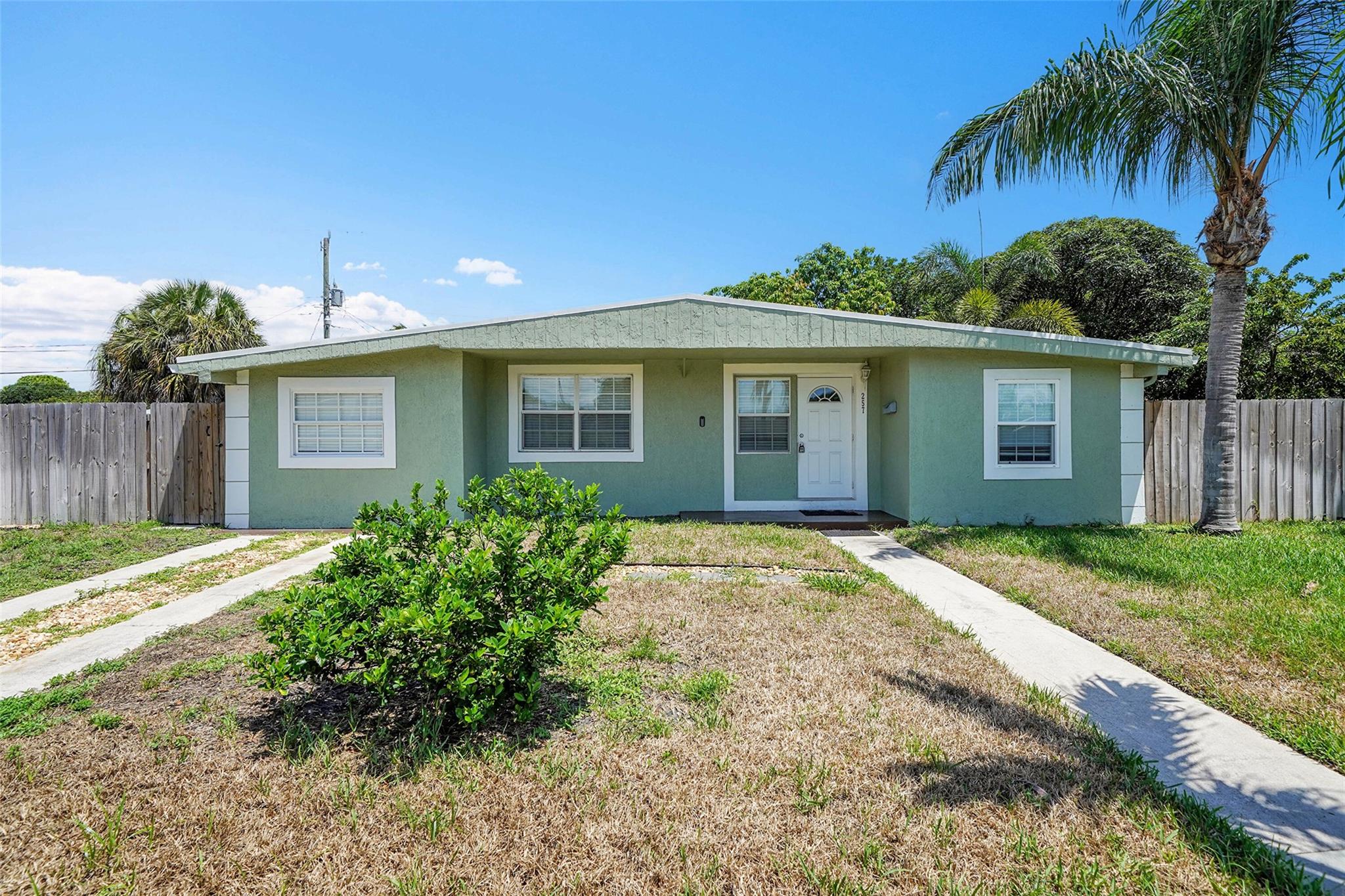 257 NE 45th Ct
