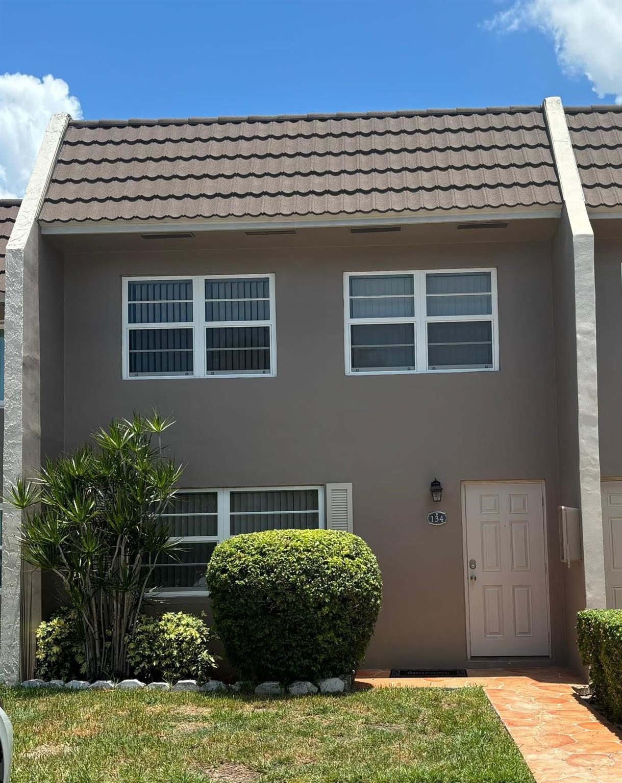 9050 NW 28th St #134,Coral Springs, FL 33065