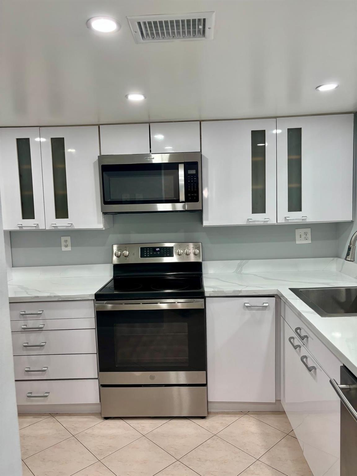 9050 NW 28th St #134,Coral Springs, FL 33065