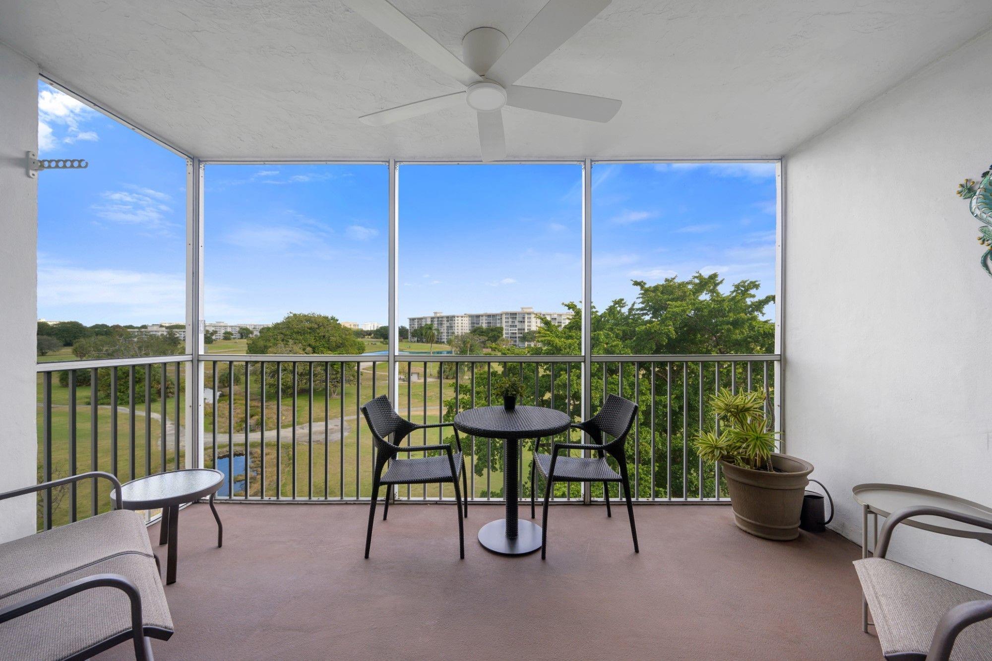 2901 S Palm Aire Dr #502