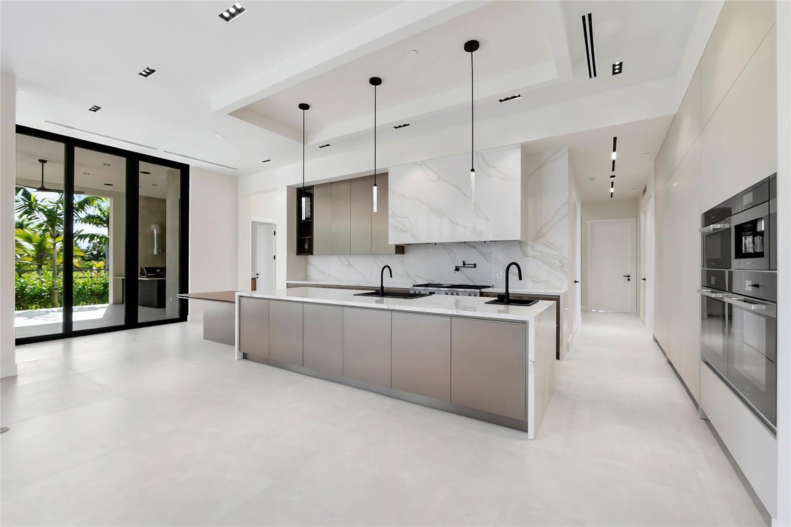 11750 NW 15th St Plantation, FL 33323