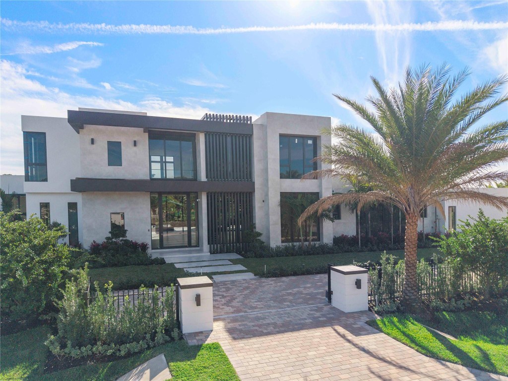 11750 NW 15th St Plantation, FL 33323