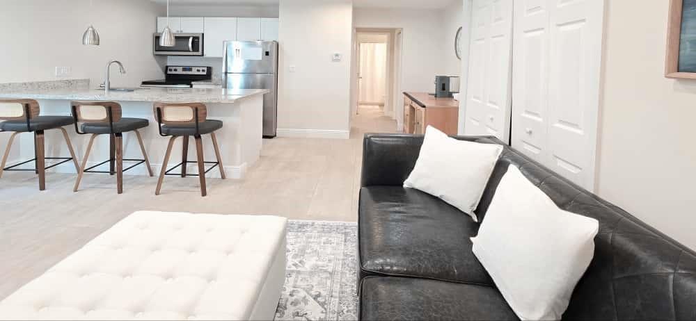 1215 NE 13th Ave Fort Lauderdale, FL 33304