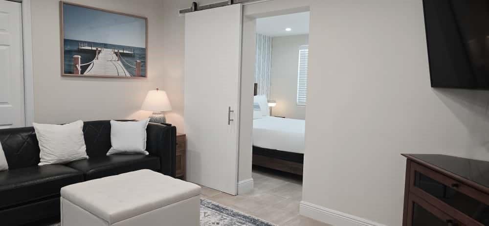 1215 NE 13th Ave Fort Lauderdale, FL 33304