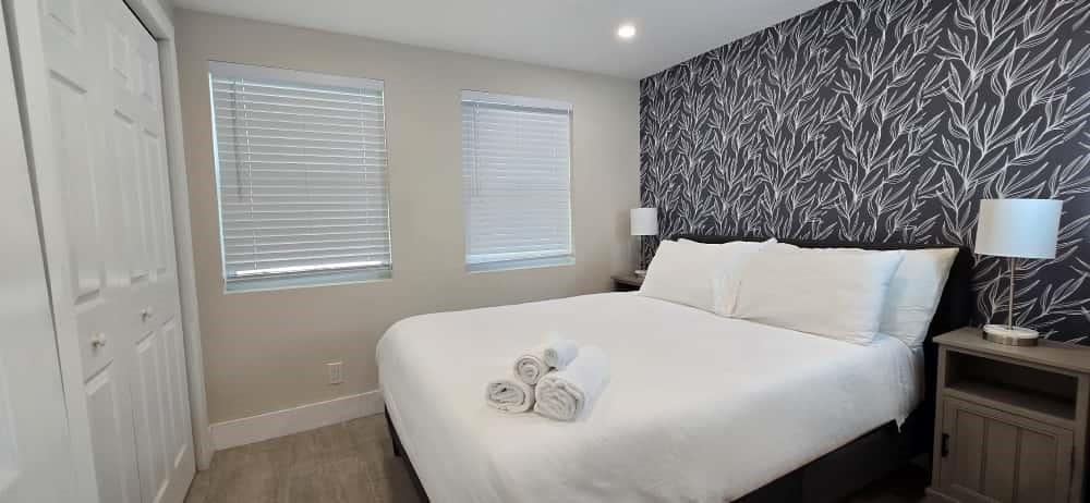 1215 NE 13th Ave Fort Lauderdale, FL 33304