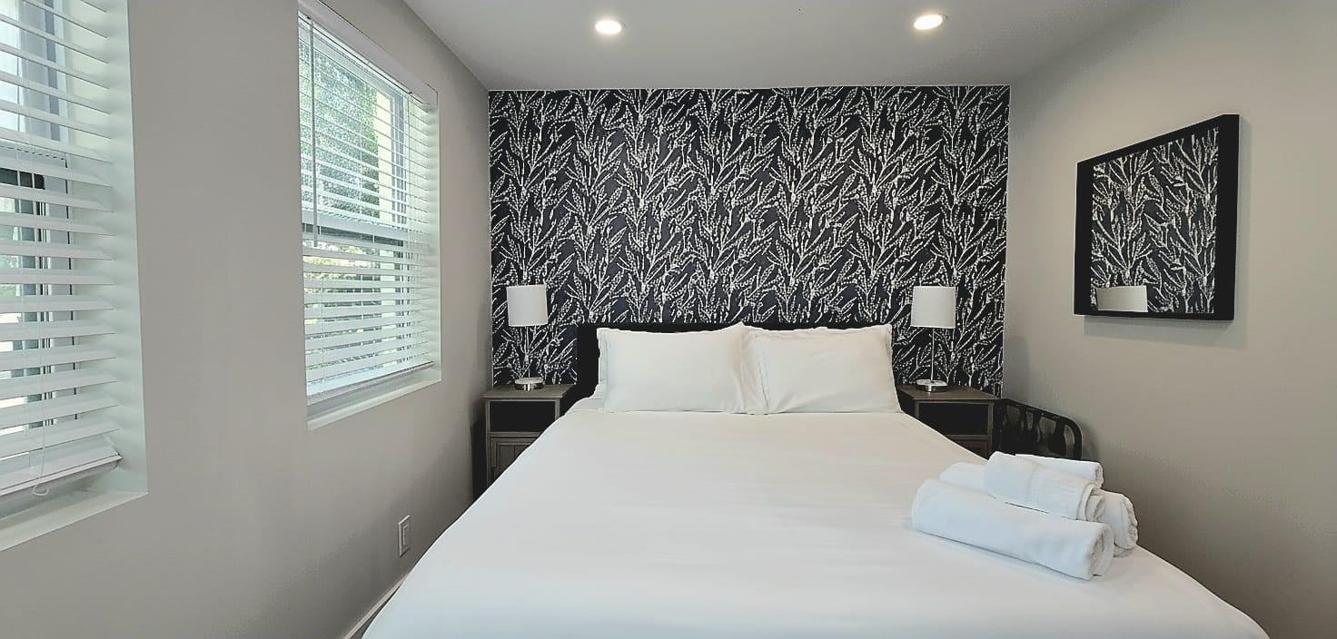 1215 NE 13th Ave Fort Lauderdale, FL 33304