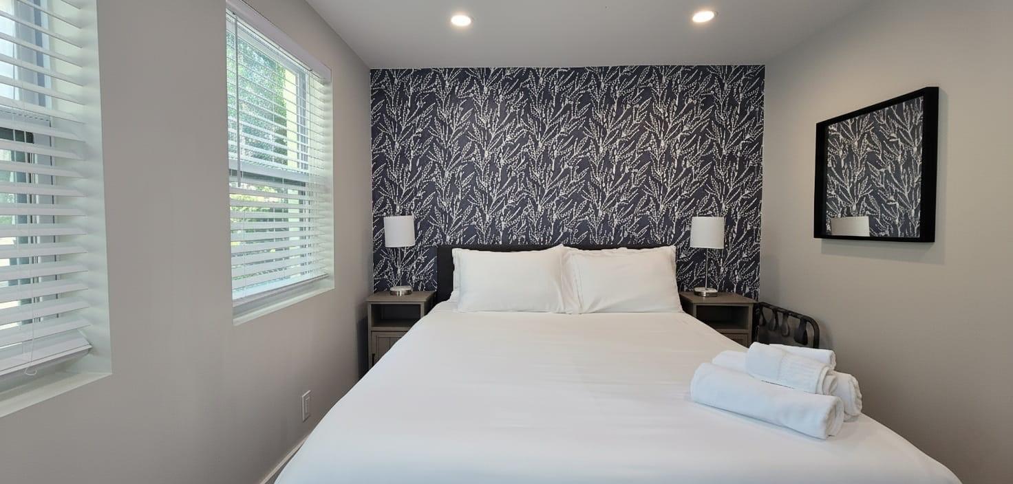 1215 NE 13th Ave Fort Lauderdale, FL 33304