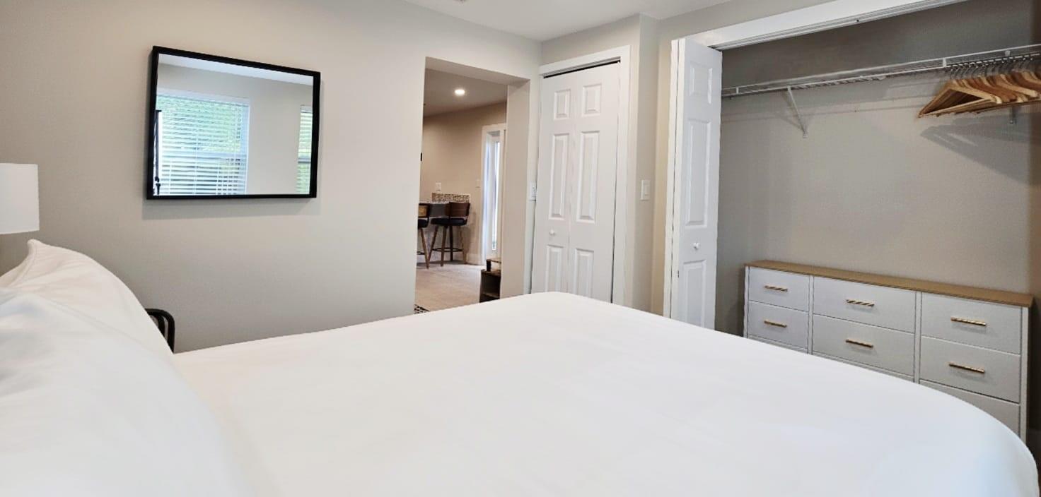 1215 NE 13th Ave Fort Lauderdale, FL 33304