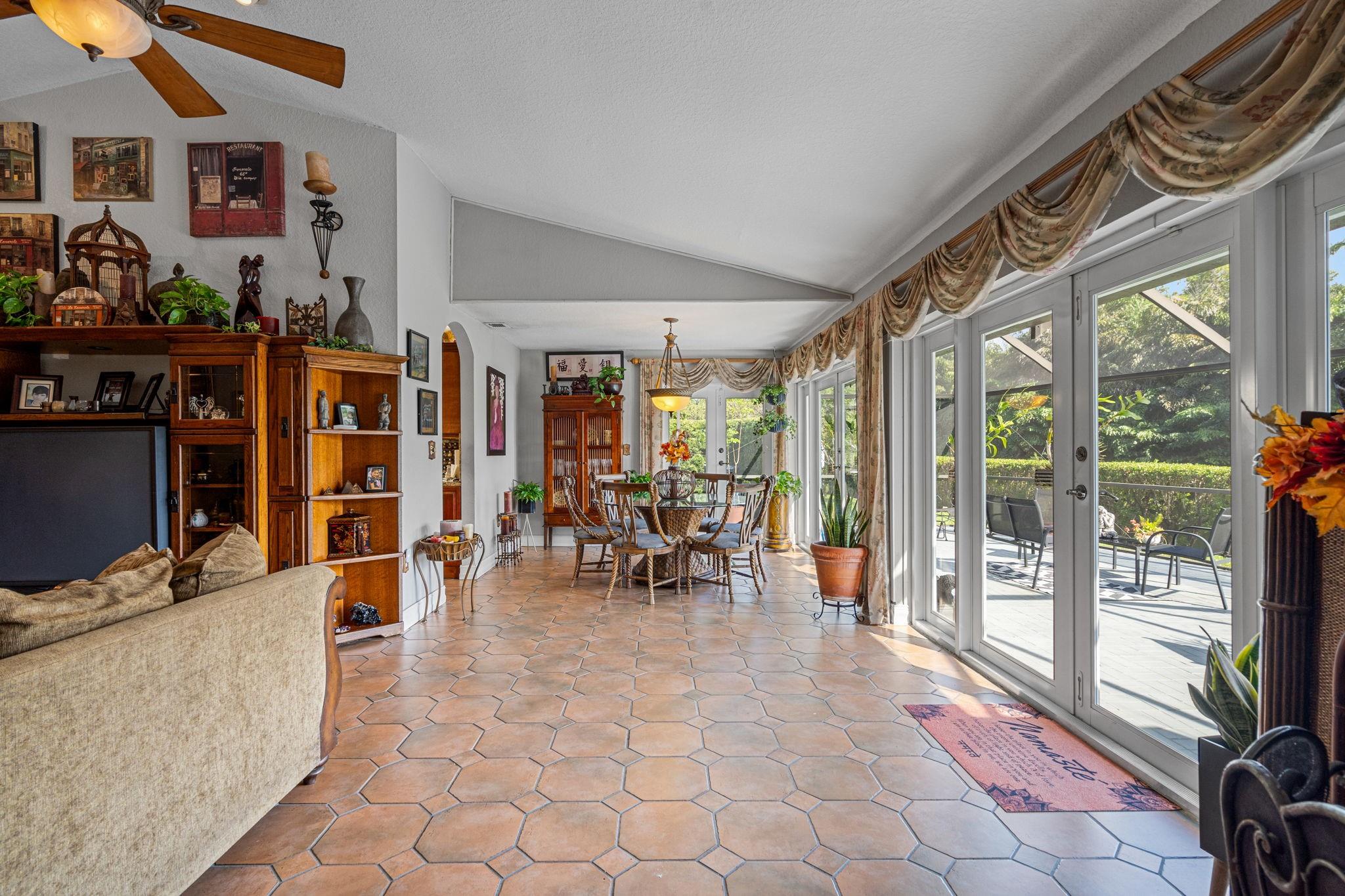 9860 NW 47th Ter Doral, FL 33178