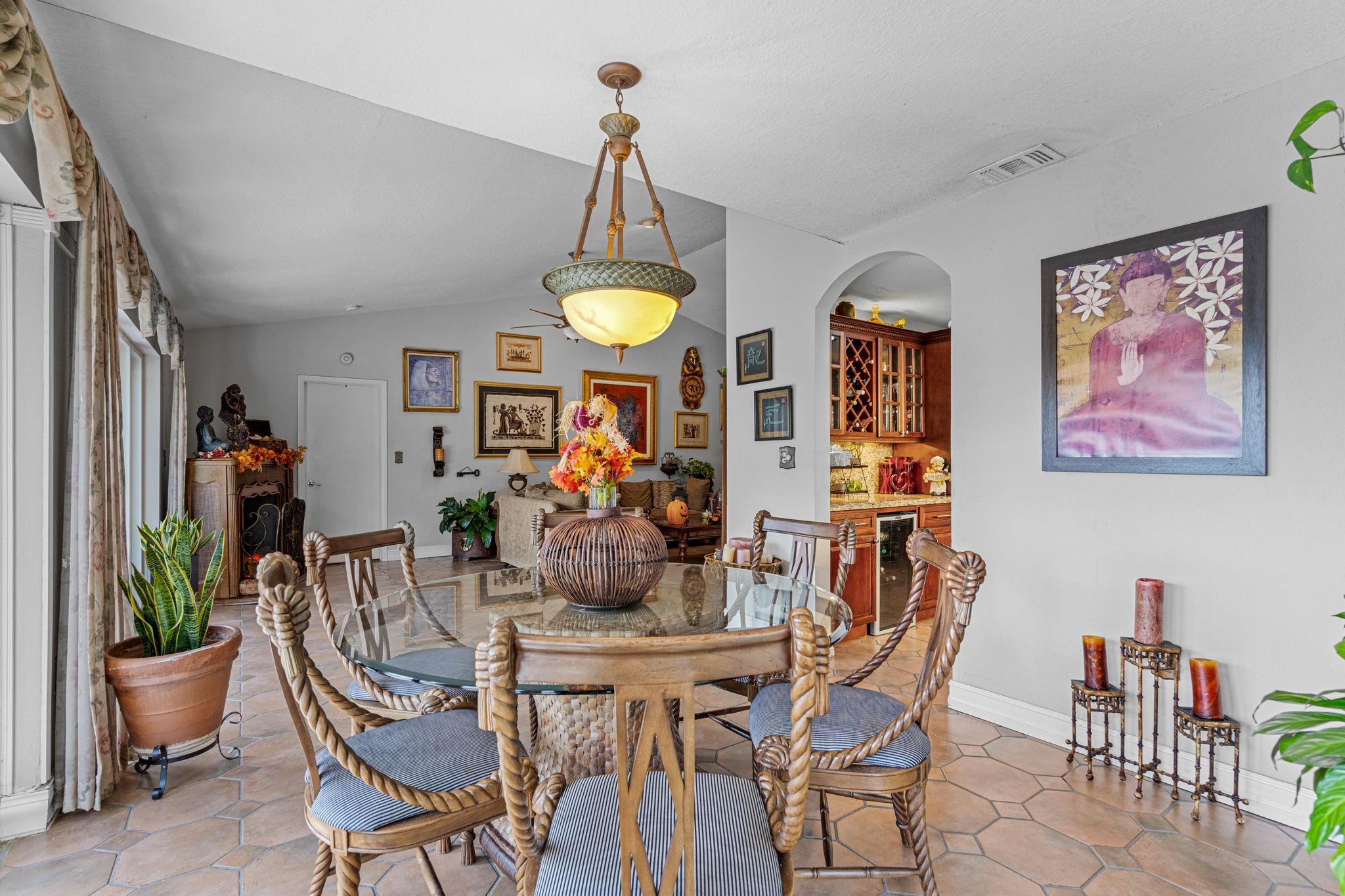 9860 NW 47th Ter Doral, FL 33178