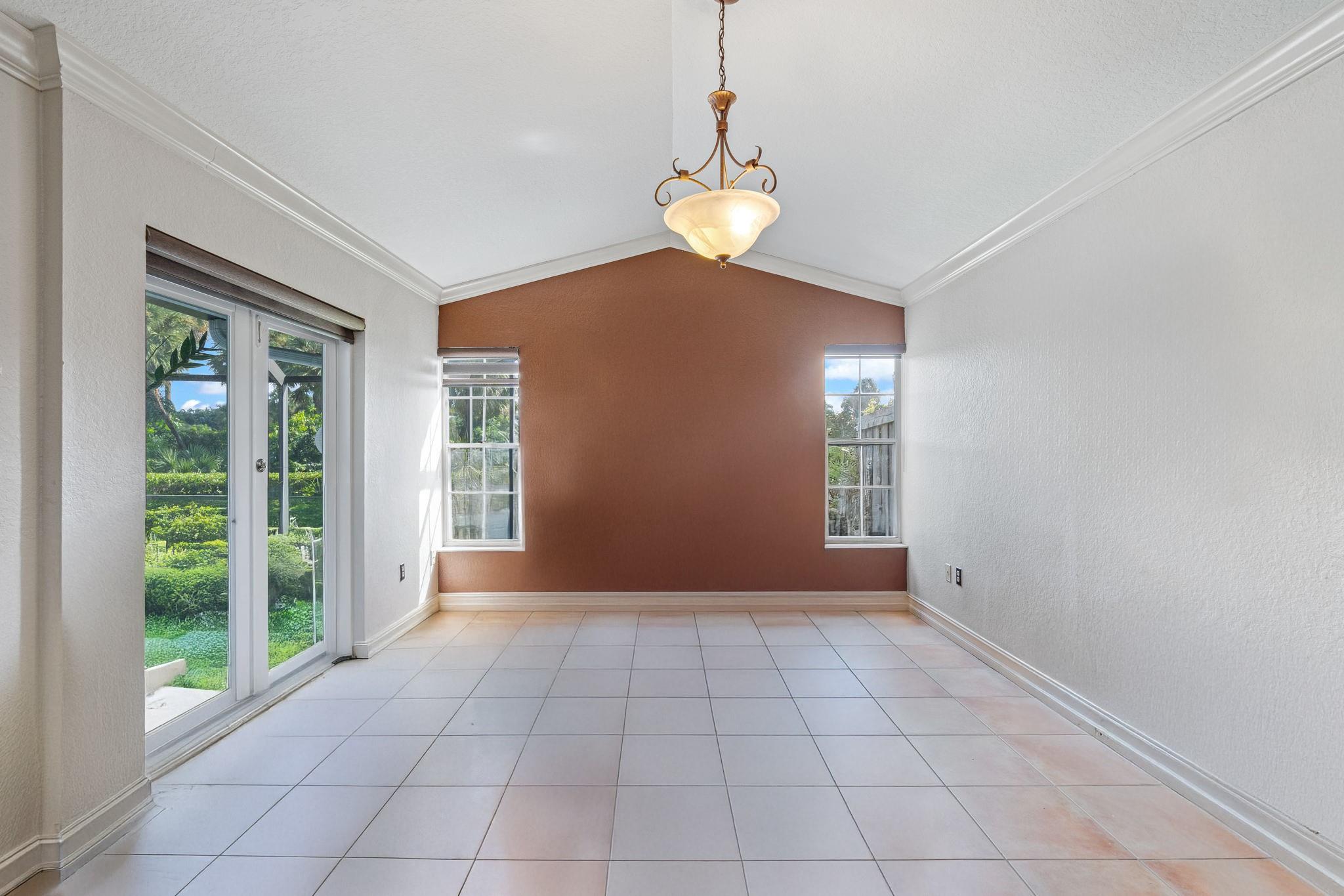 9860 NW 47th Ter Doral, FL 33178