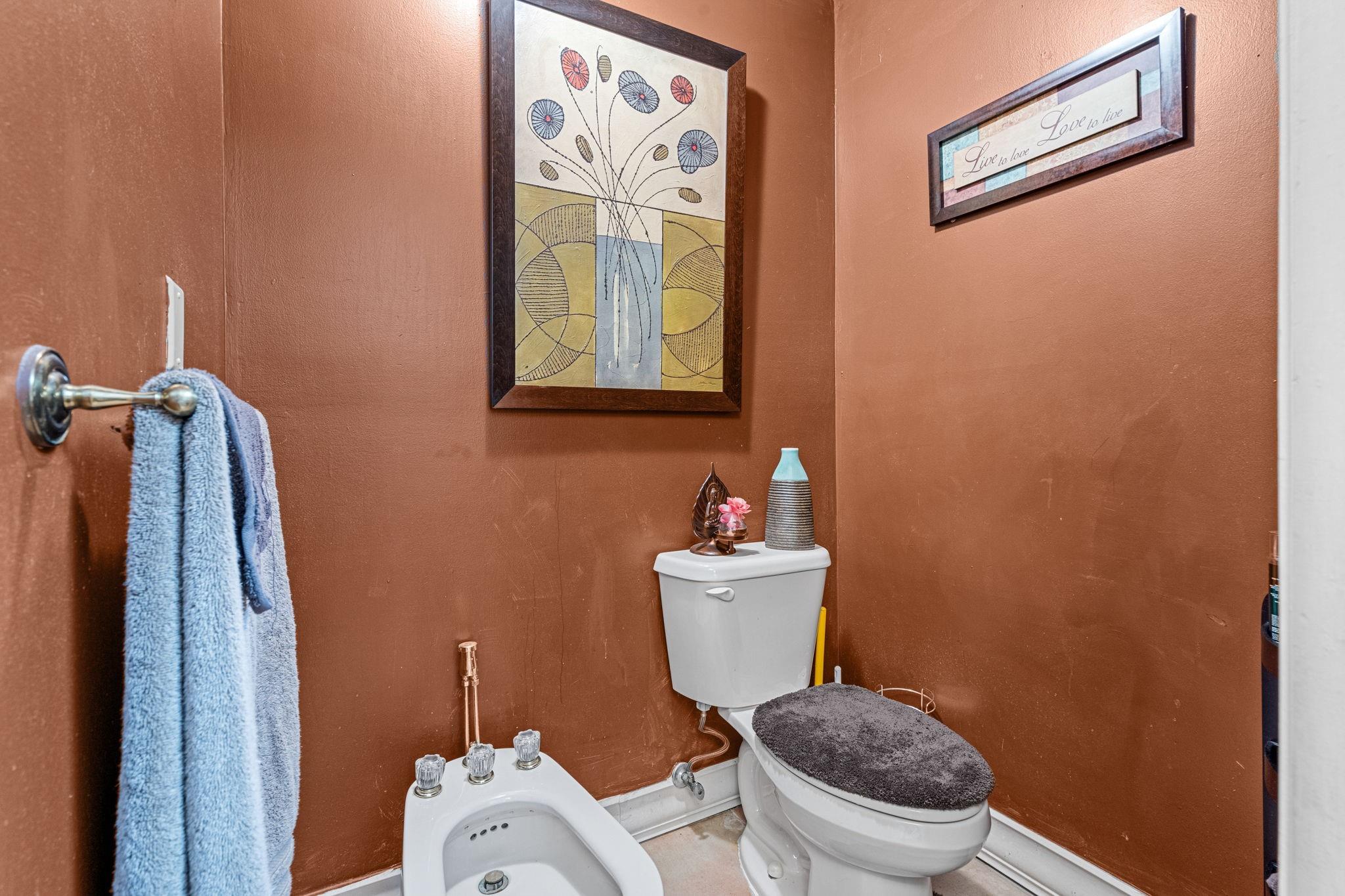 9860 NW 47th Ter Doral, FL 33178