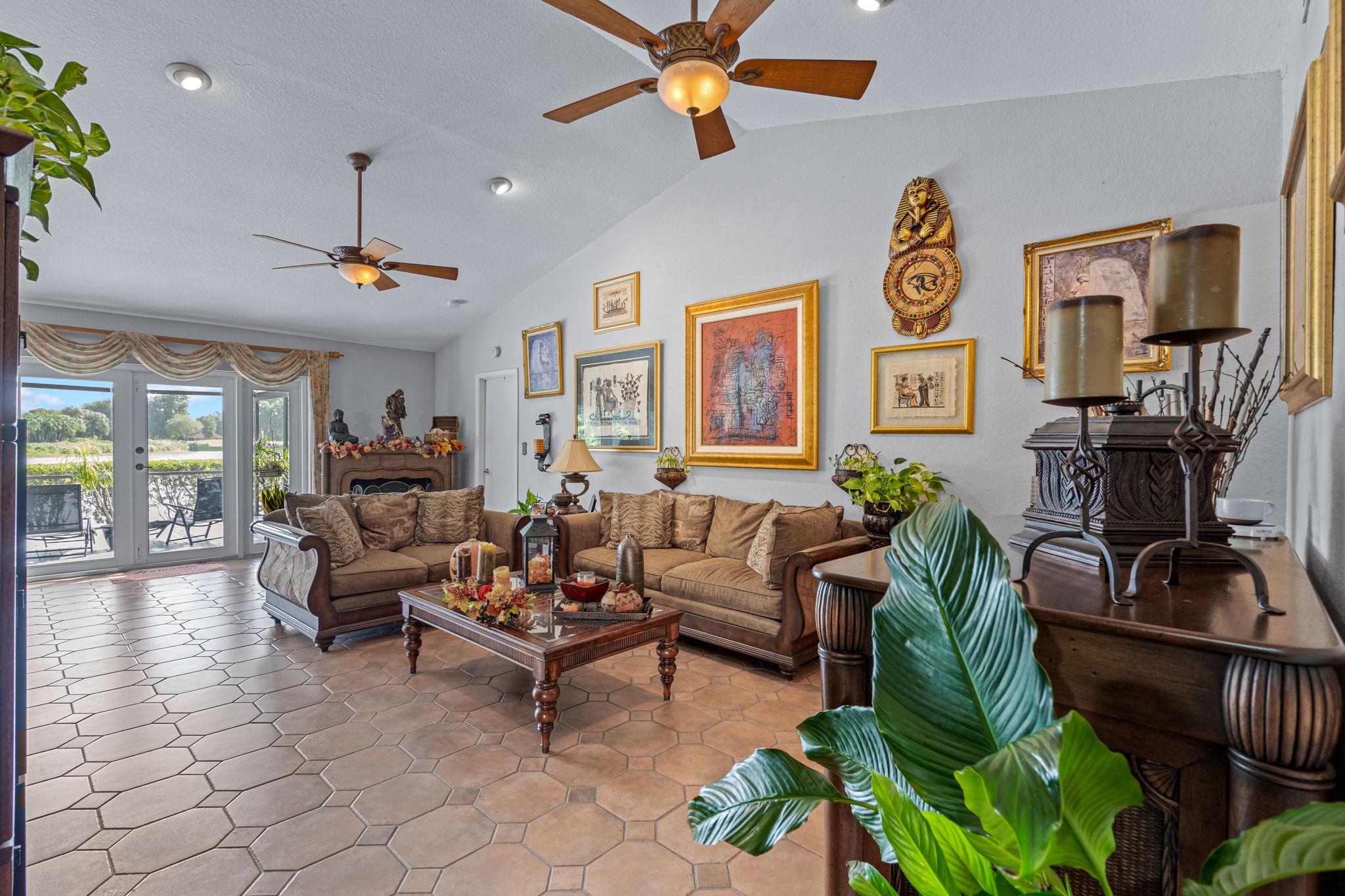 9860 NW 47th Ter Doral, FL 33178