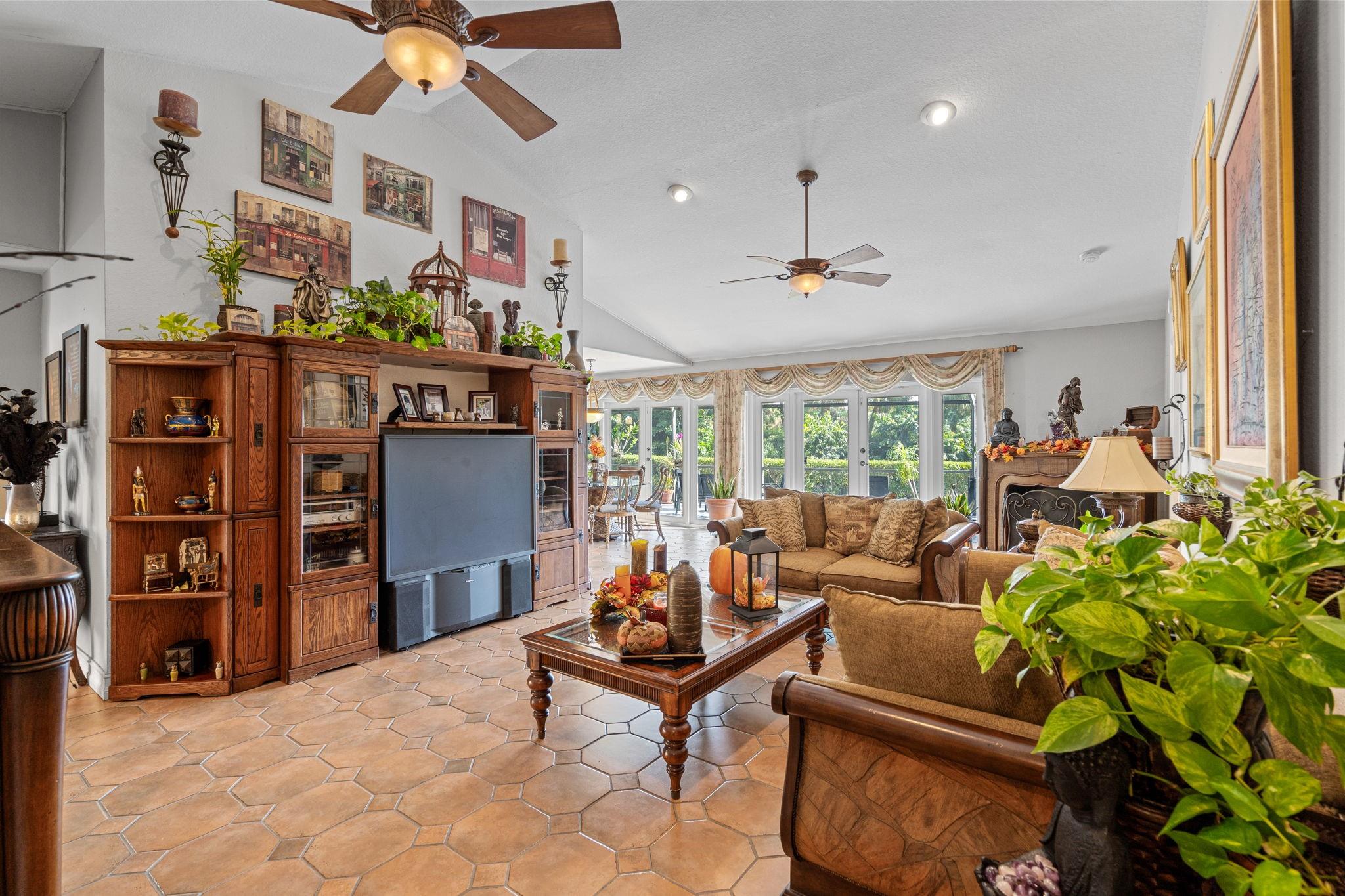 9860 NW 47th Ter Doral, FL 33178