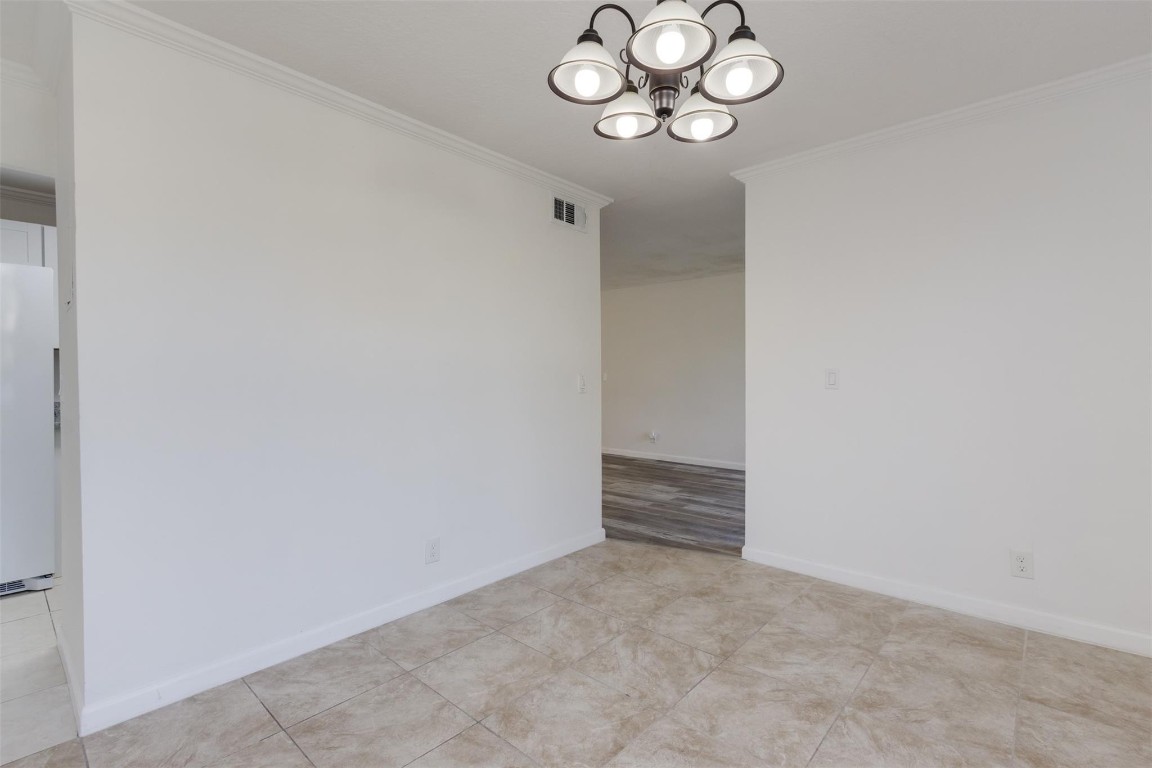 9410 Live Oak Pl #203 Davie, FL 33324