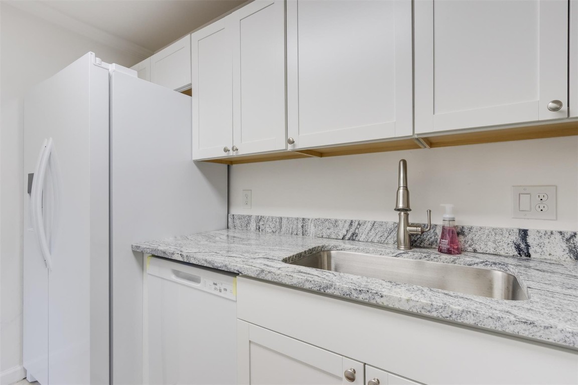 9410 Live Oak Pl #203 Davie, FL 33324