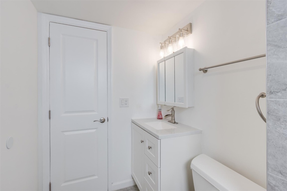 9410 Live Oak Pl #203 Davie, FL 33324