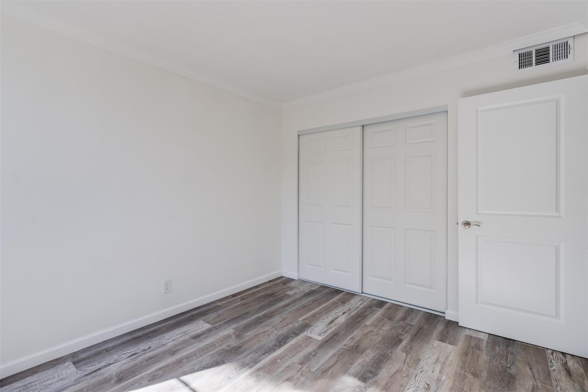 9410 Live Oak Pl #203 Davie, FL 33324