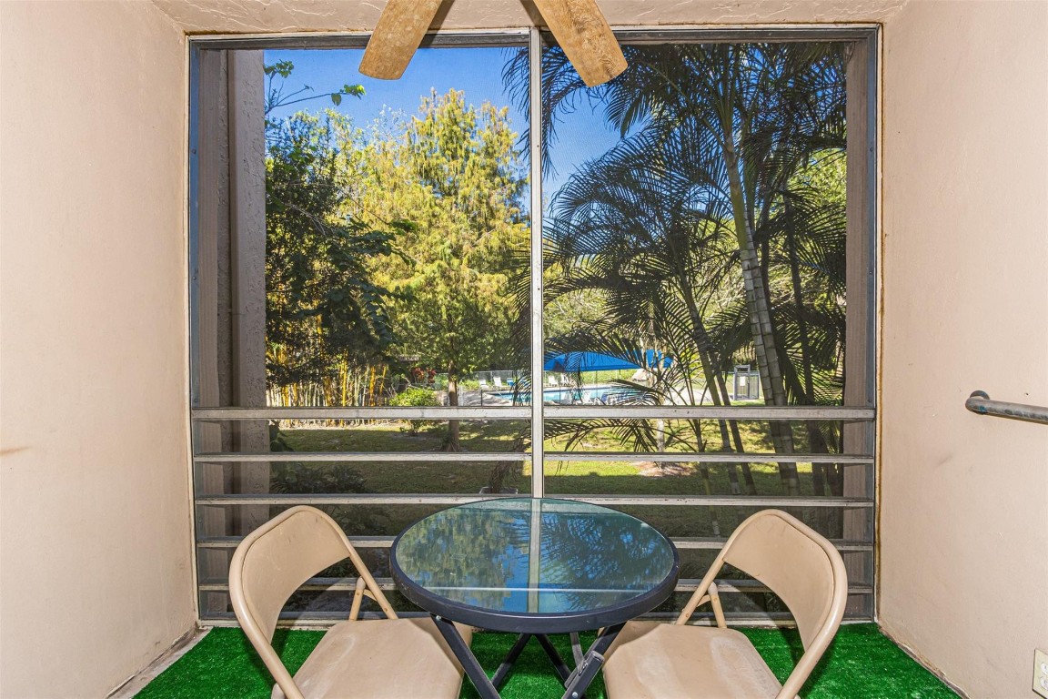 9410 Live Oak Pl #203 Davie, FL 33324