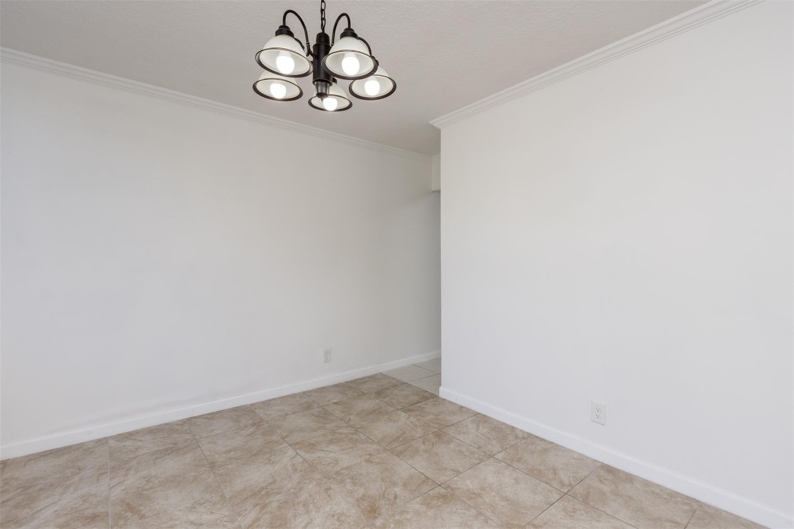 9410 Live Oak Pl #203 Davie, FL 33324