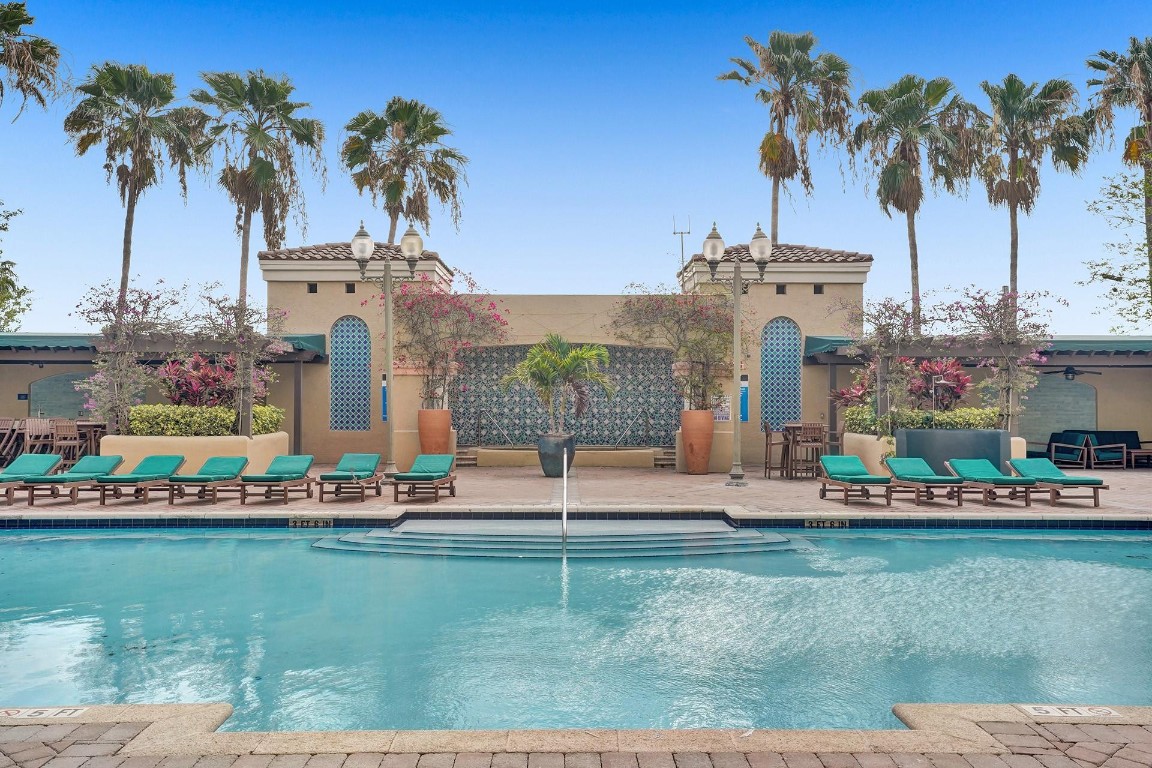 520 SE 5th #2211 Fort Lauderdale, FL 33301