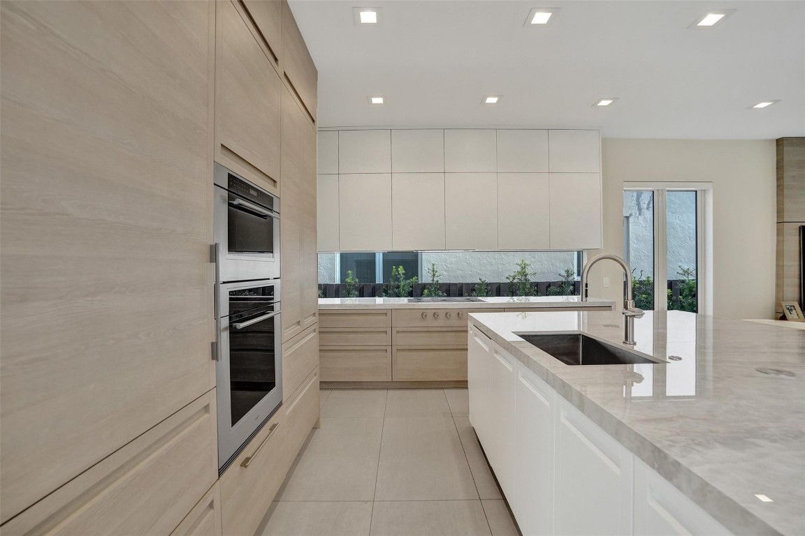 904 Ponce De Leon Fort Lauderdale, FL 33316