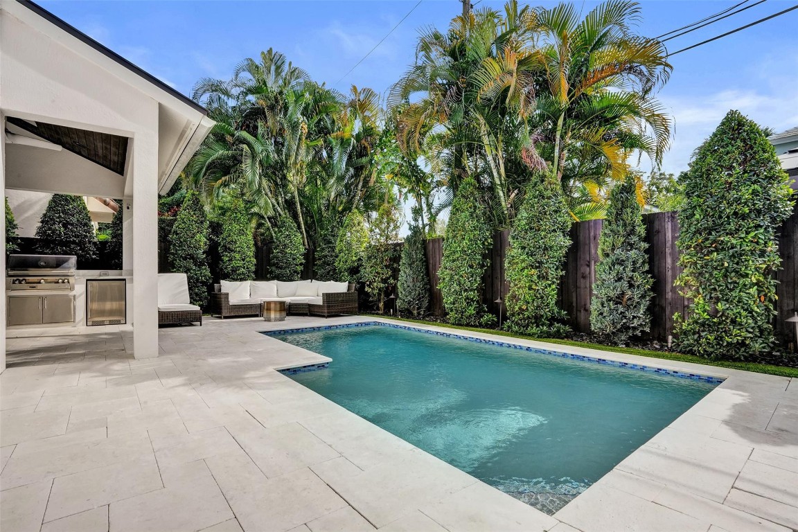 904 Ponce De Leon Fort Lauderdale, FL 33316