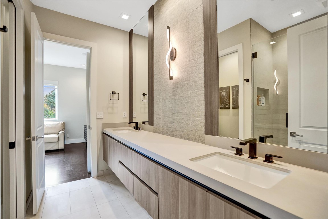 904 Ponce De Leon Fort Lauderdale, FL 33316