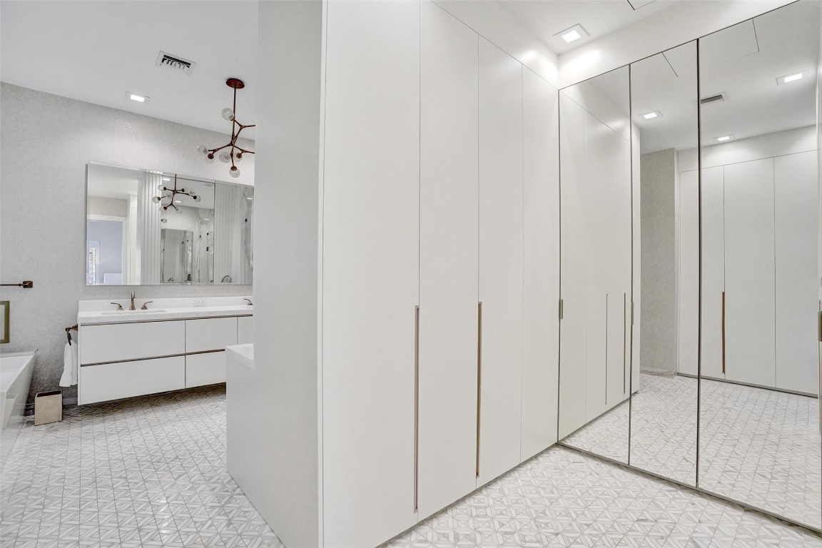 904 Ponce De Leon Fort Lauderdale, FL 33316