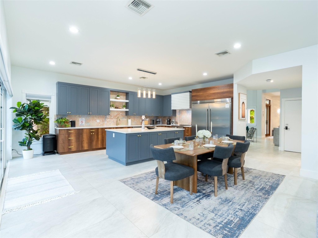 2615 E Las Olas Fort Lauderdale, FL 33301