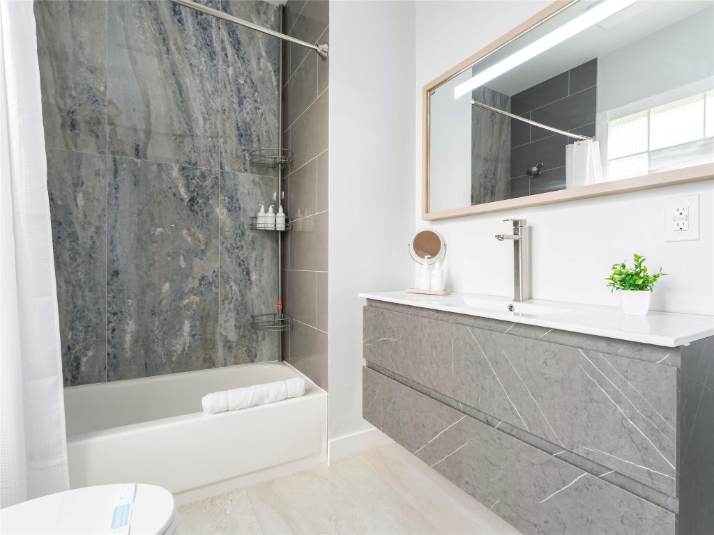 2615 E Las Olas Fort Lauderdale, FL 33301