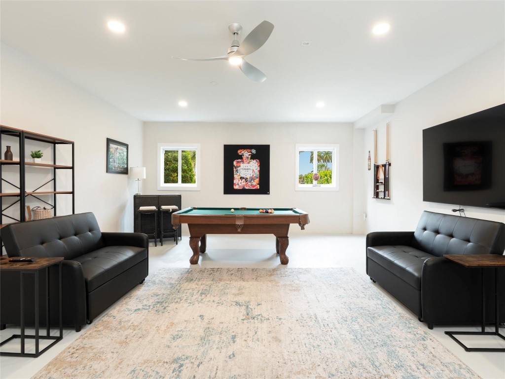 2615 E Las Olas Fort Lauderdale, FL 33301