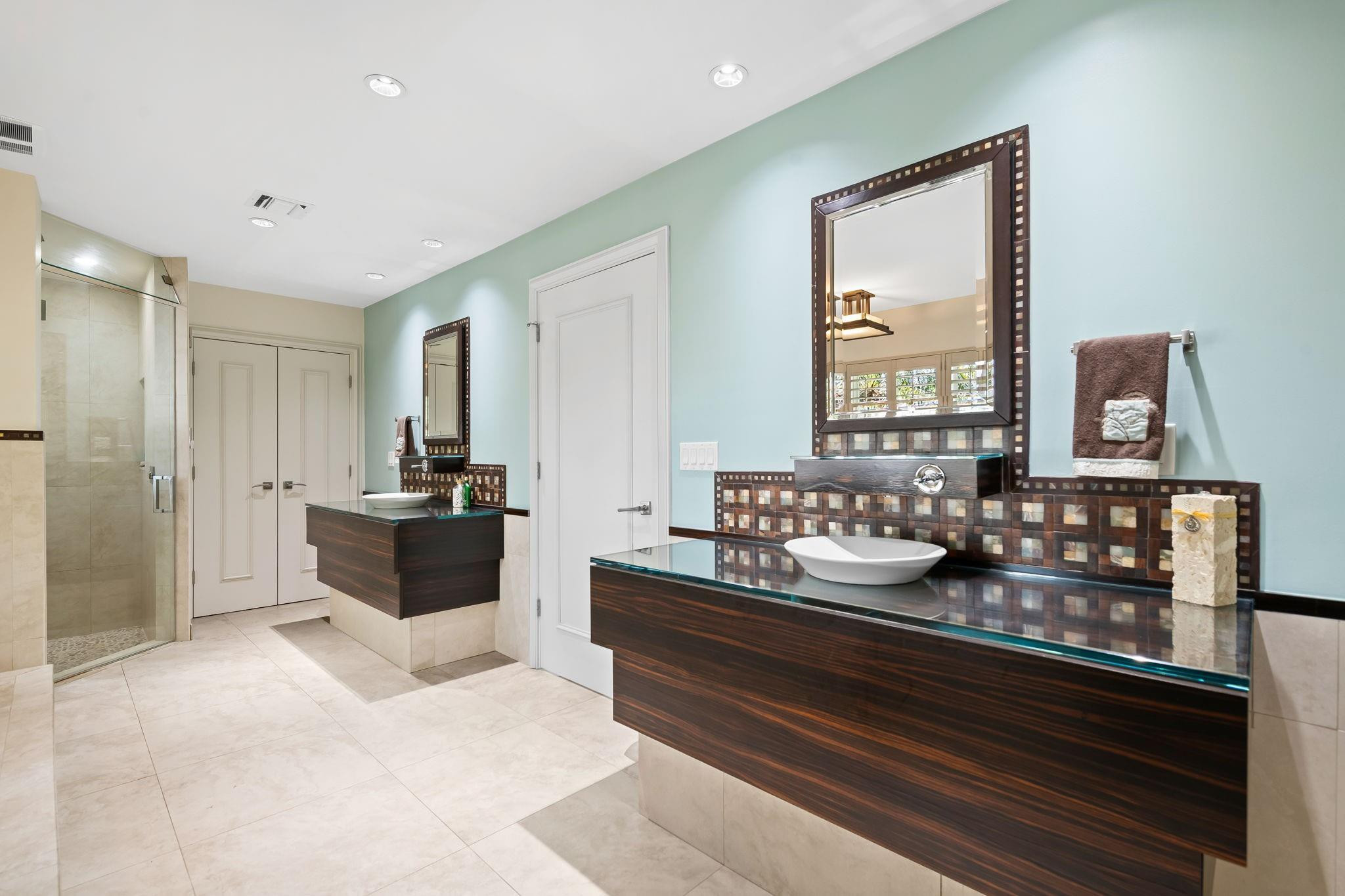 5201 NE 32th Fort Lauderdale, FL 33308