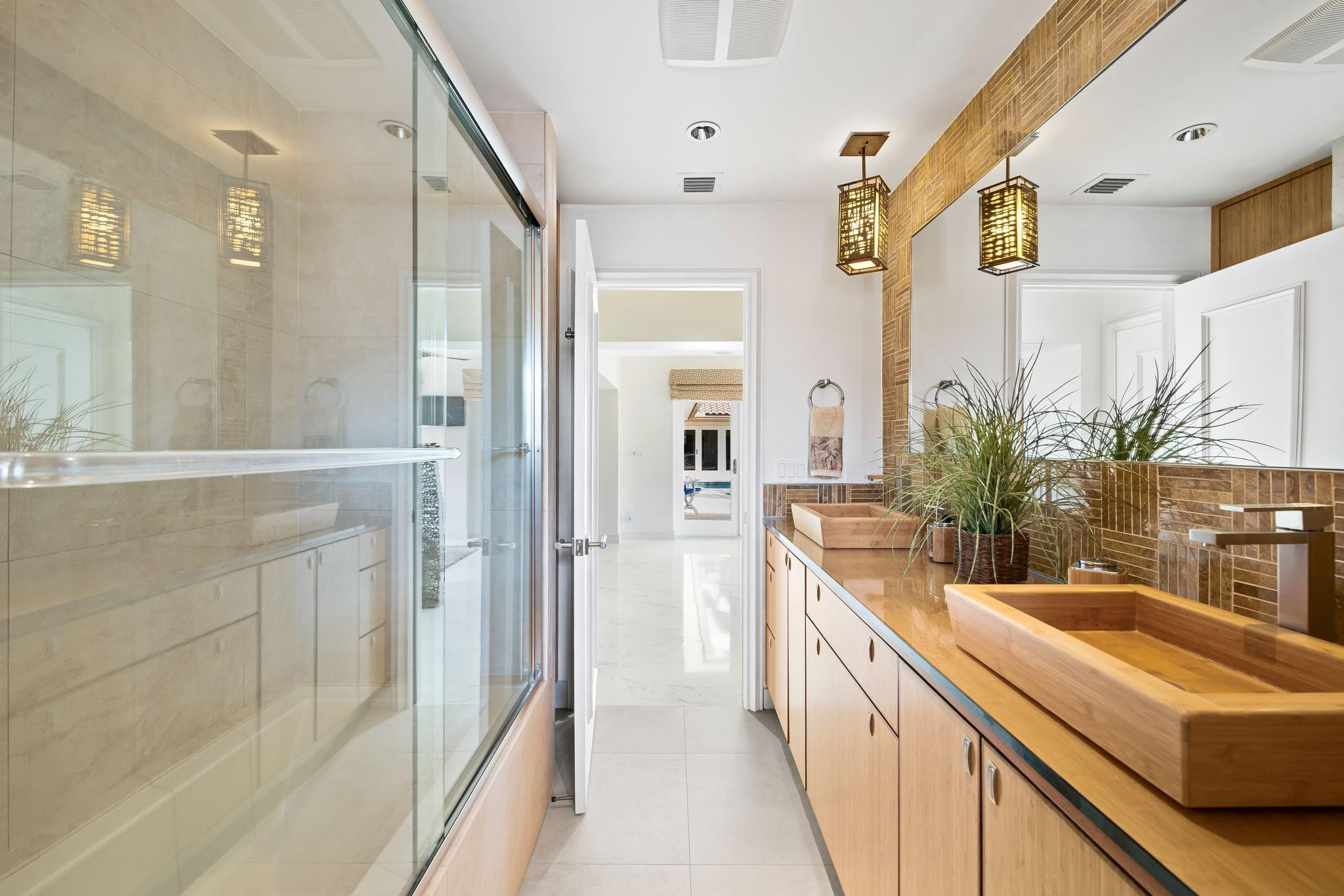 5201 NE 32th Fort Lauderdale, FL 33308