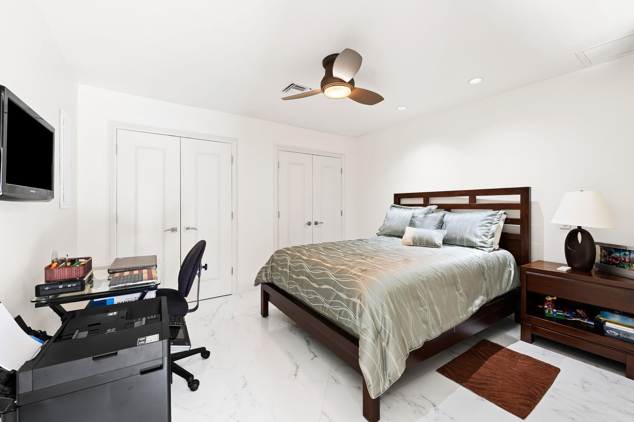 5201 NE 32th Fort Lauderdale, FL 33308