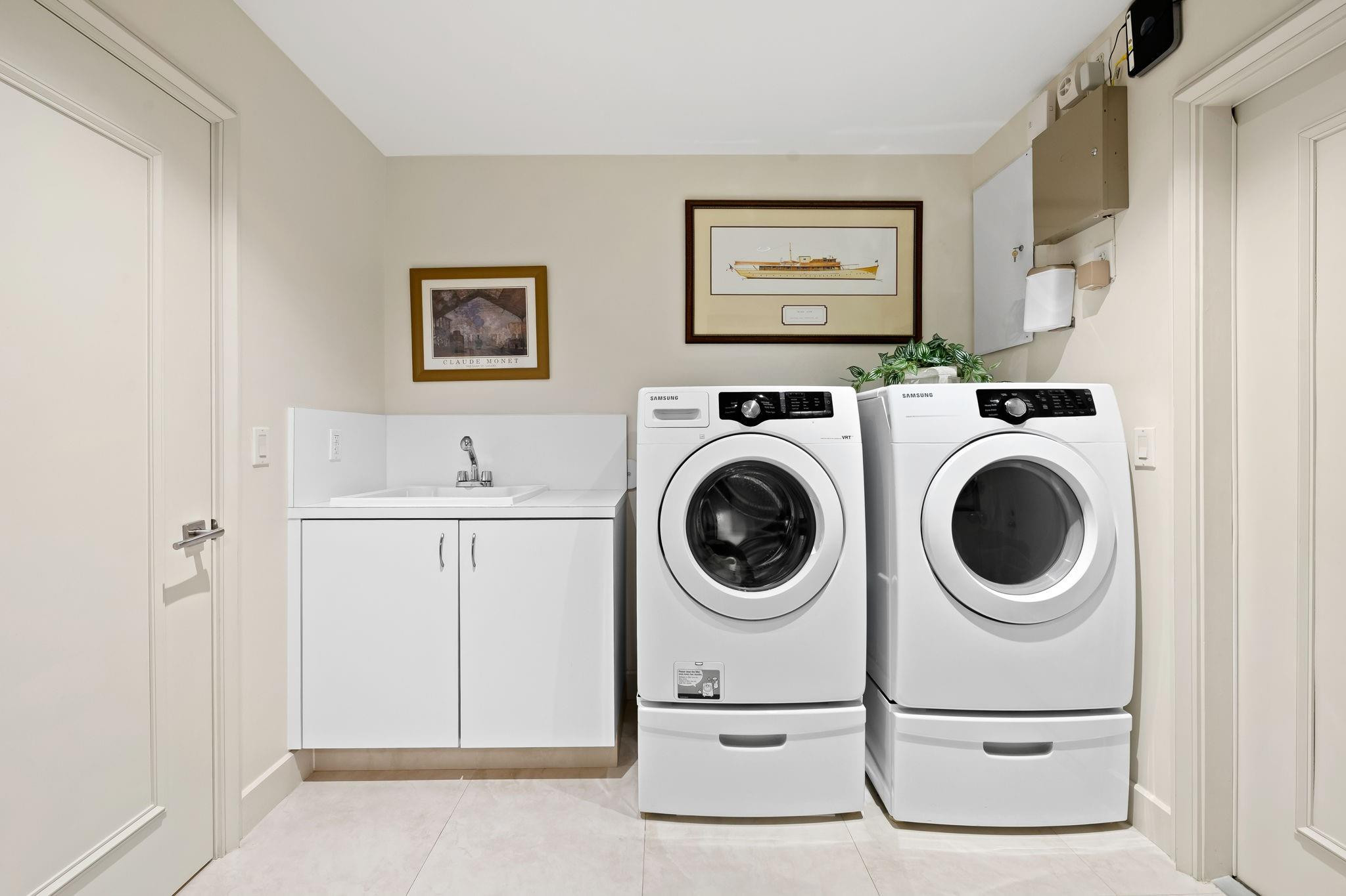 5201 NE 32th Fort Lauderdale, FL 33308