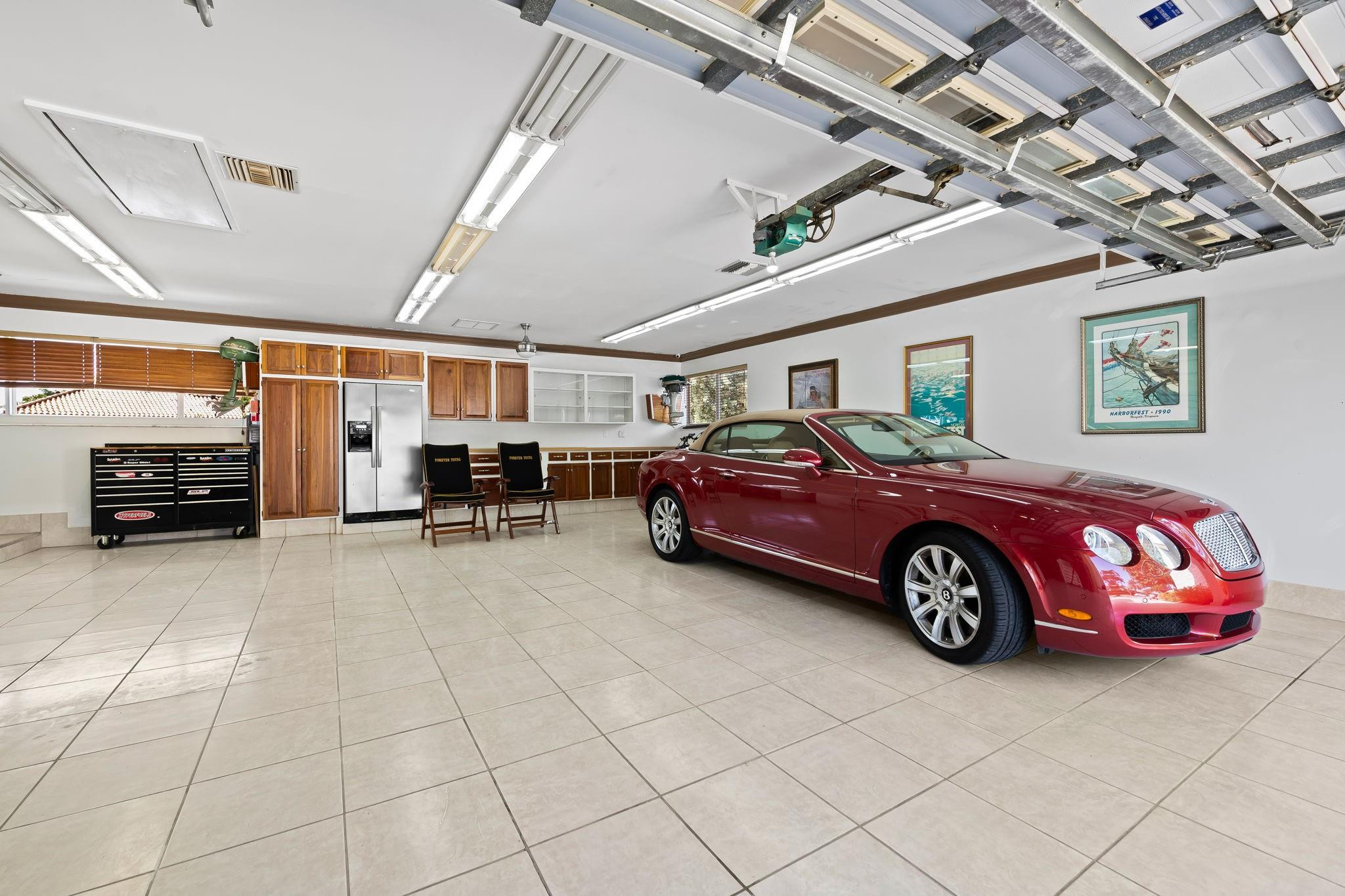 5201 NE 32th Fort Lauderdale, FL 33308