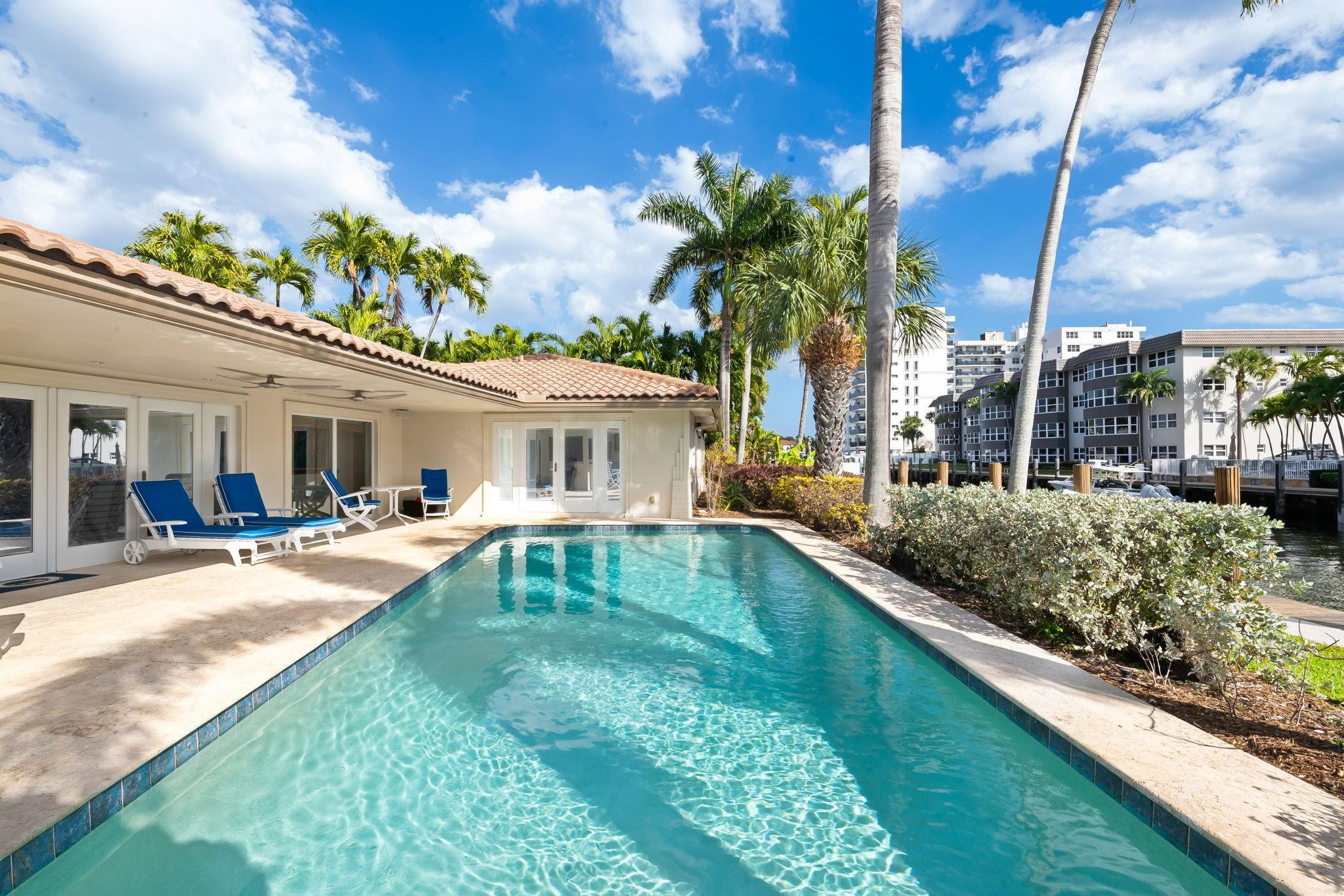 5201 NE 32th Fort Lauderdale, FL 33308