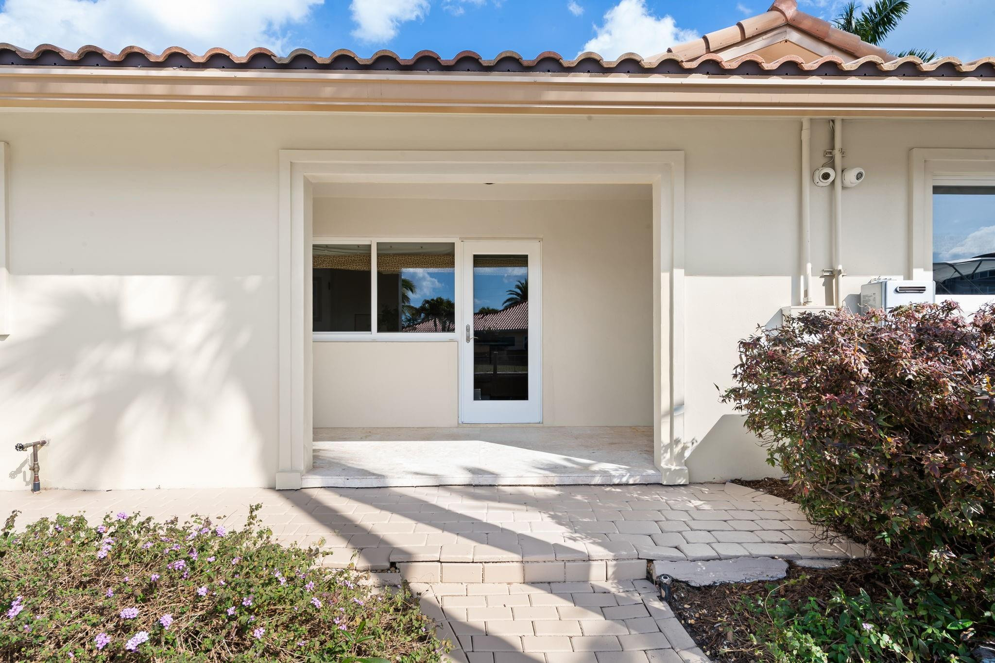 5201 NE 32th Fort Lauderdale, FL 33308