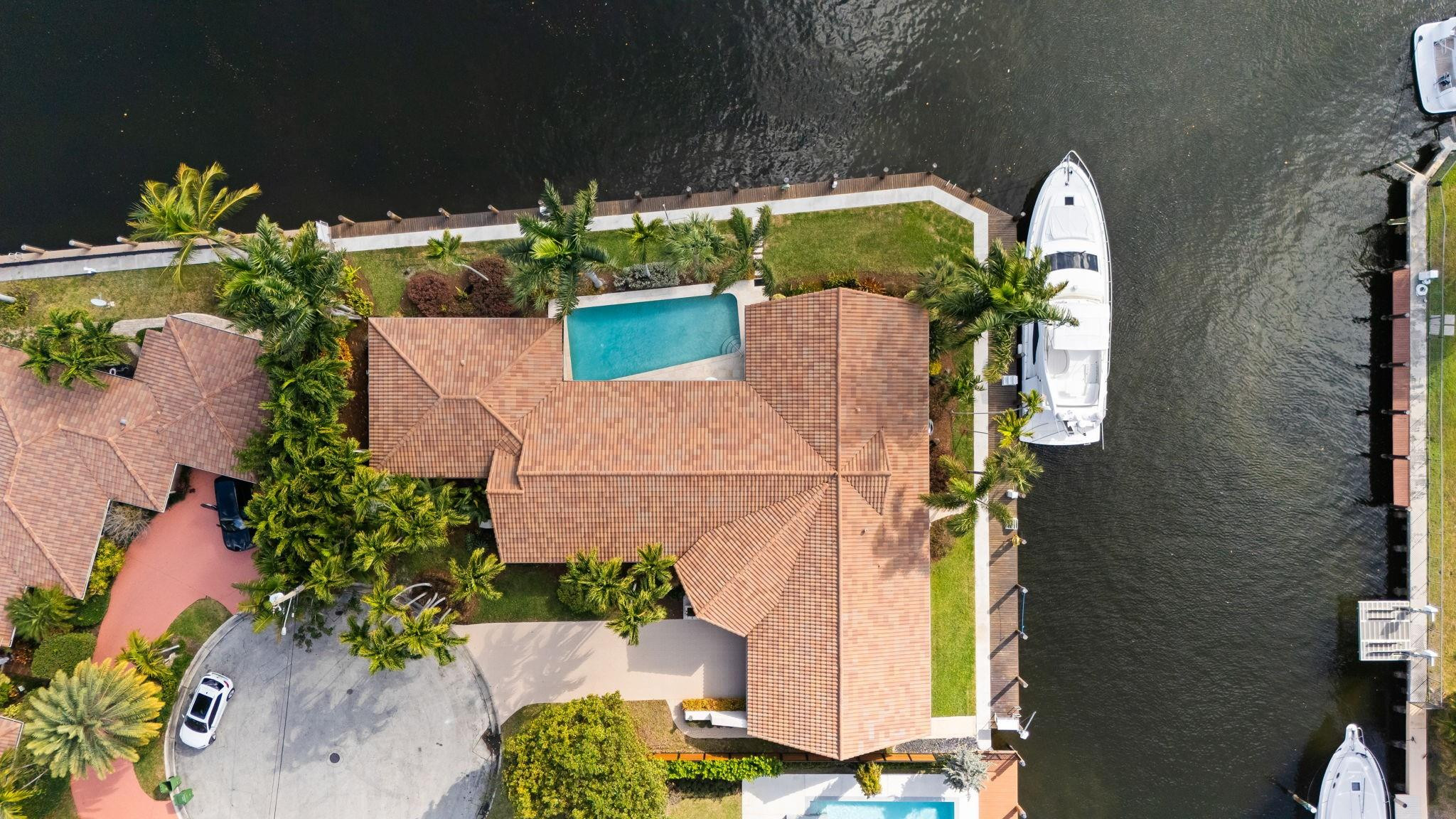 5201 NE 32th Fort Lauderdale, FL 33308